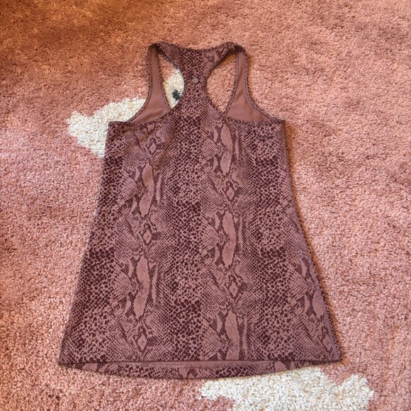 Lululemon Cool Racerback Snakeskin Print Desert Snake Bark Berry Womens 6 - Picture 2 of 5